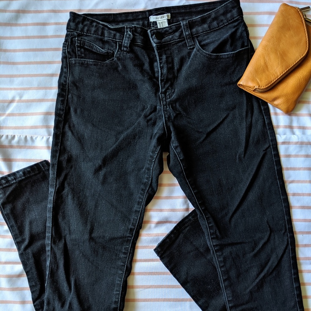 Black skinny jeans